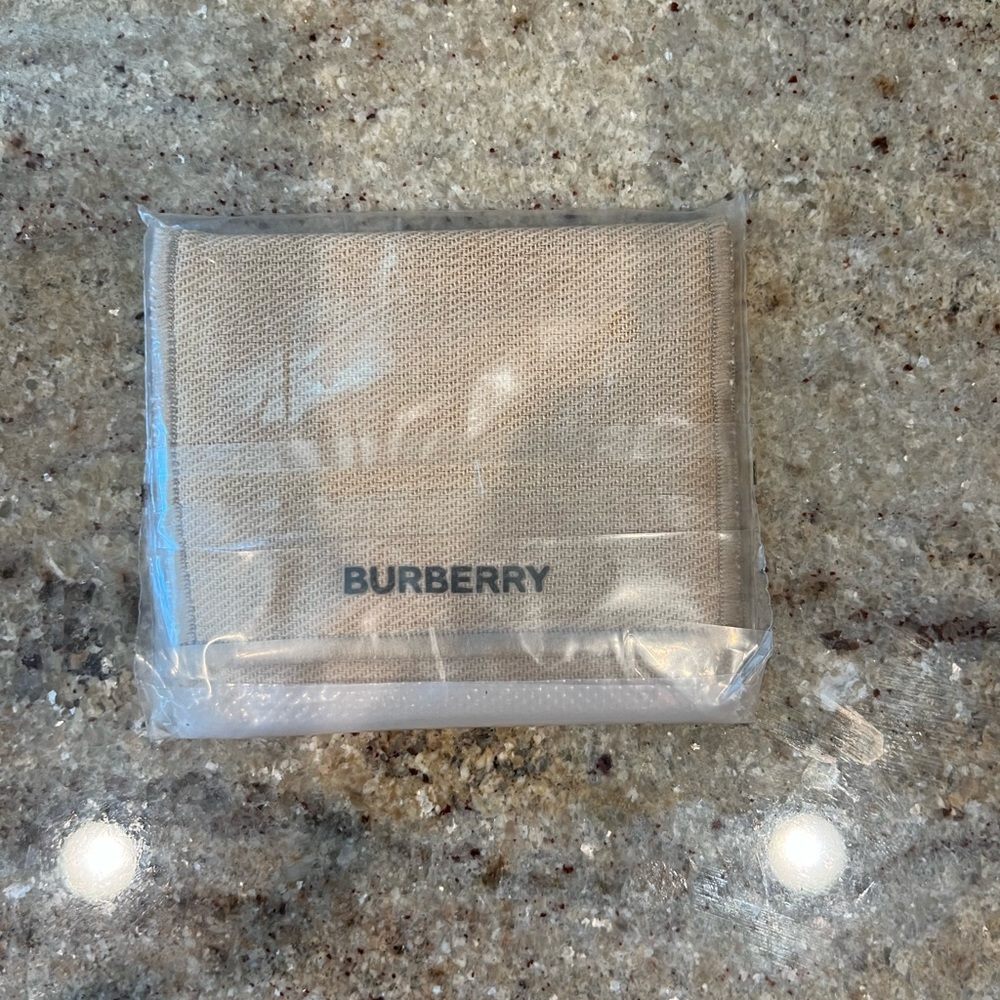 Burberry Mirror